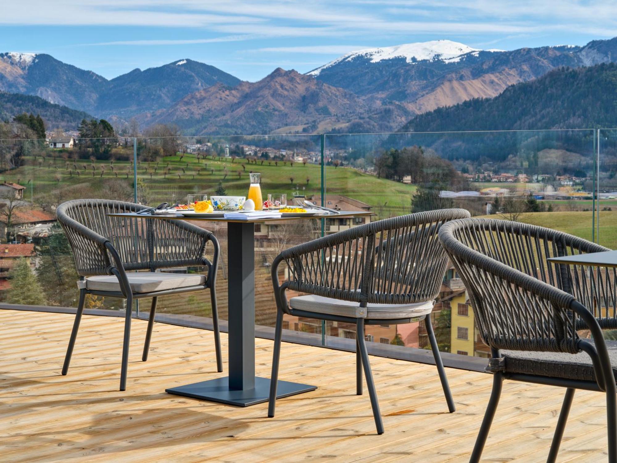 Collina Luxury Relais Hotel Clusone Exterior photo